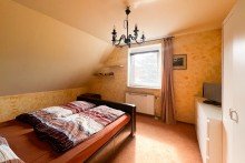 Gro�es Schlafzimmer Perfektes Familiendomizil- Einfamilienhaus in Erfurt Niedernissa