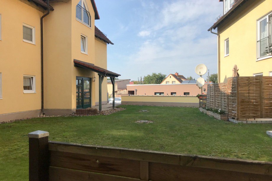 Blick von Ihrer Terrasse Erdgeschosswohnung Herbsleben