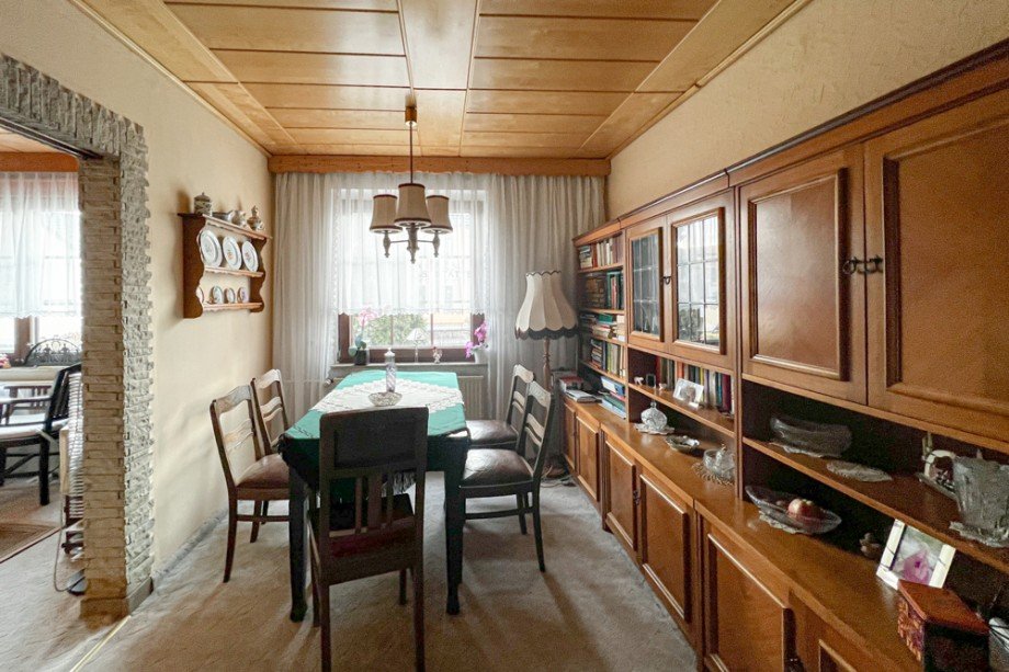 Esszimmer Doppelhaush�lfte Unstrut- Hainich /Gro�engottern