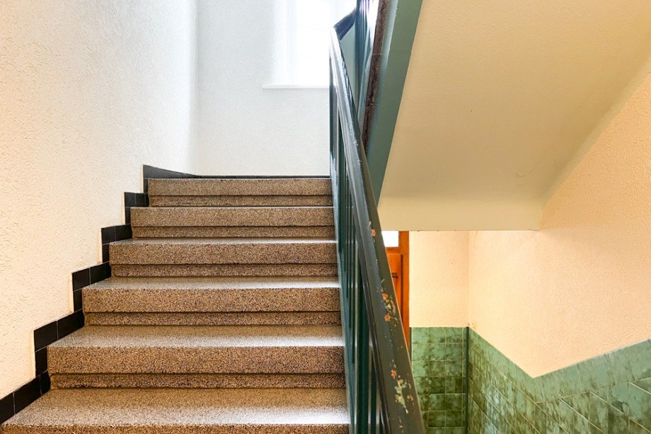 Treppenhaus Etagenwohnung Erfurt / Kr�mpfervorstadt
