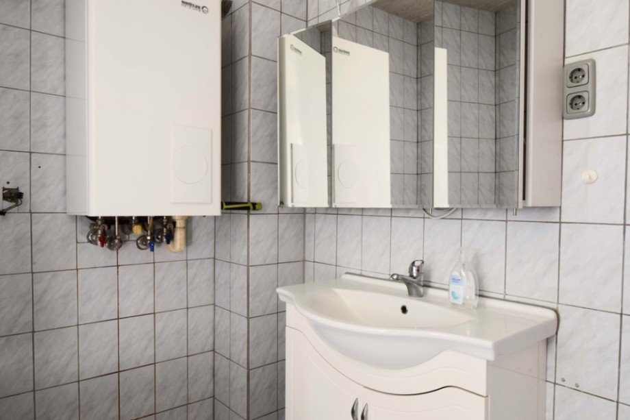 Gasheizung im Badezimmer Einfamilienhaus Erfurt