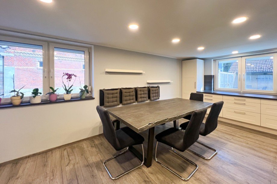 Gro�e moderne Tageslichtk�che Einfamilienhaus Erfurt / Bindersleben