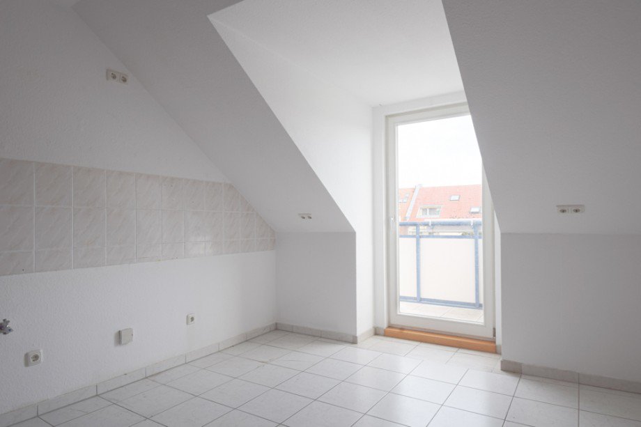 K�che mit Balkon Dachgeschosswohnung Erfurt