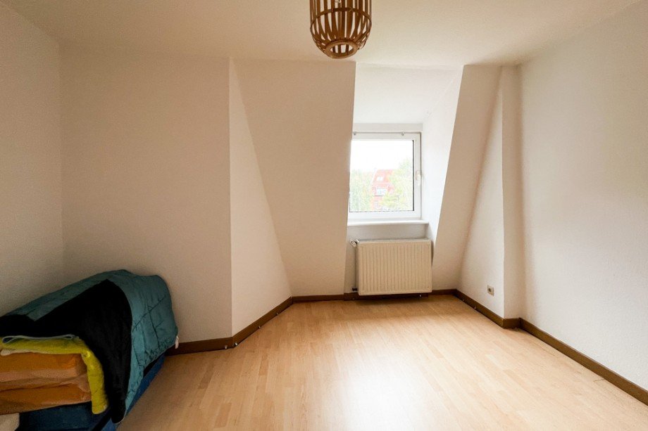 Schlafzimmerfenster Dachgeschosswohnung Erfurt / Altstadt
