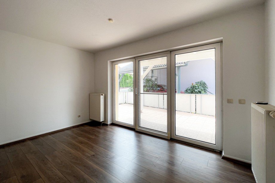 Terrassent�r Wohnzimmer Erdgeschosswohnung Nesse- Apfelst�dt / Kornhochheim