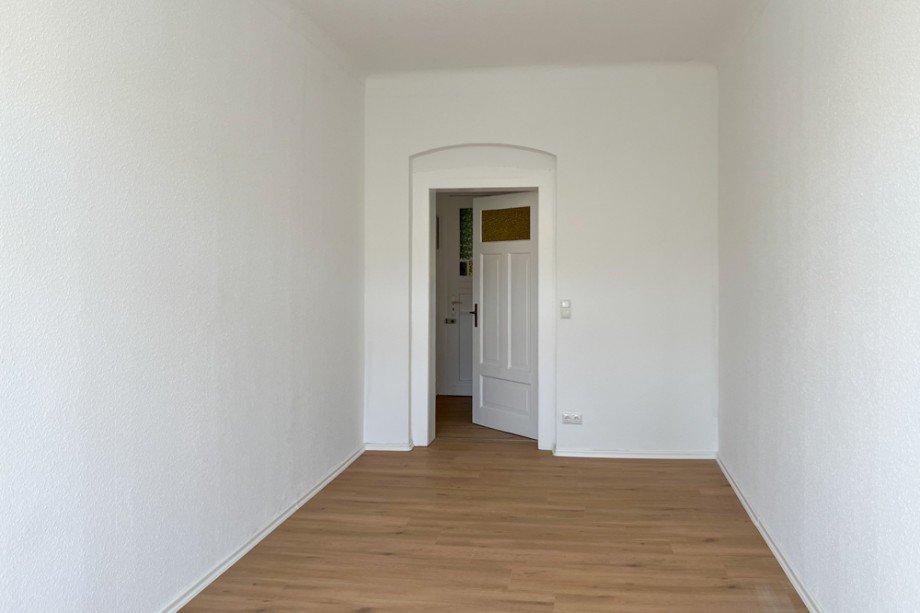 Ausgang schmales Schlafzimmer Etagenwohnung Erfurt / Daberstedt