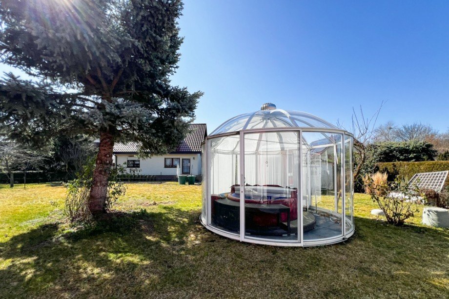 Traumgarten mit Whirlpool Einfamilienhaus Erfurt / Stotternheim