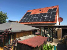 Gartenansicht mit Gartenh�tte Ihr neues Familiennest - modernes Einfamilienhaus mit kleinem Pool & Garten