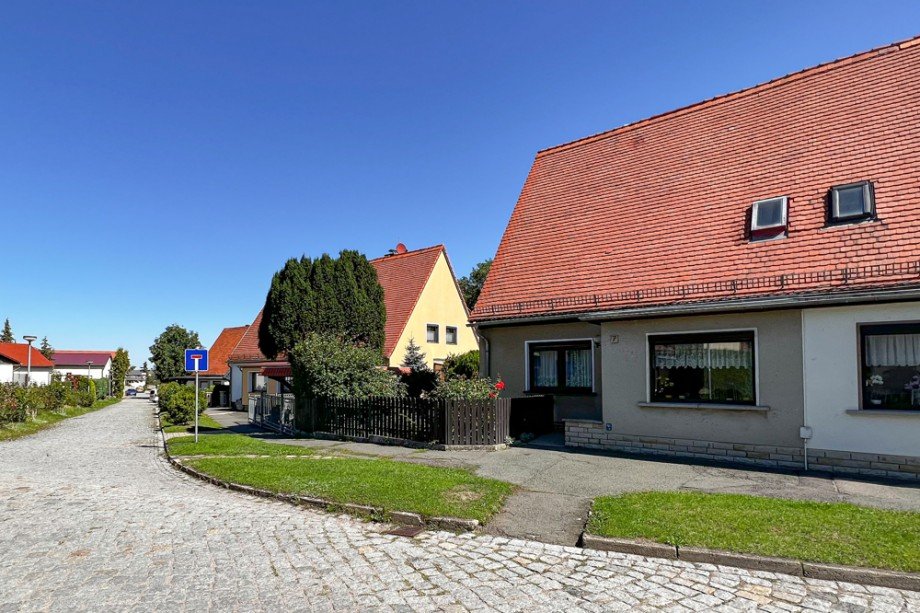 Perfektes Wohnumfeld Doppelhaush�lfte Am Ettersberg