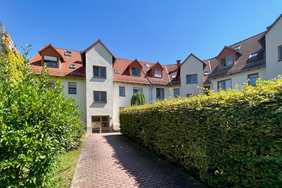Hauseingang im Innenhof Etagenwohnung Erfurt/ Niedernissa