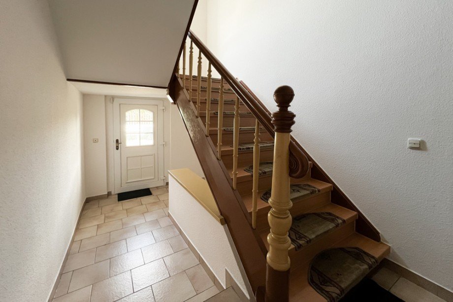 Treppenhaus im EG Mehrfamilienhaus Erfurt