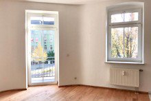 WZ mit Balkon; WE2 Kleine Eigentumswohnung in Innenstadtn�he mit Balkon und EBK