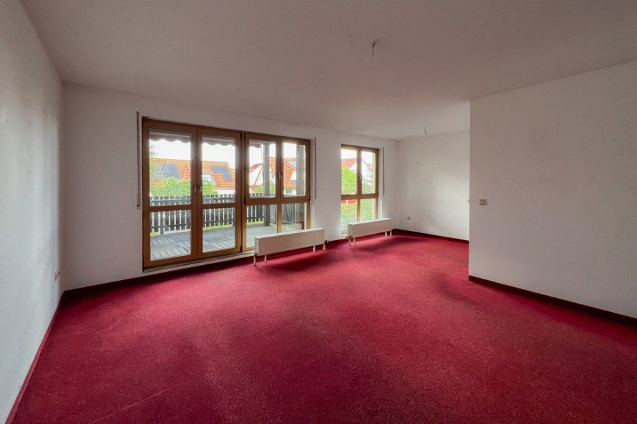 Gro�es Wohnzimmer Etagenwohnung Erfurt/ Niedernissa