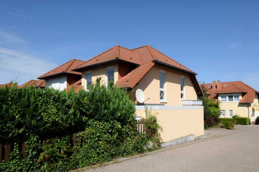 Haus mit Garage und Garten Doppelhaush�lfte Erfurt/ Salomonsborn