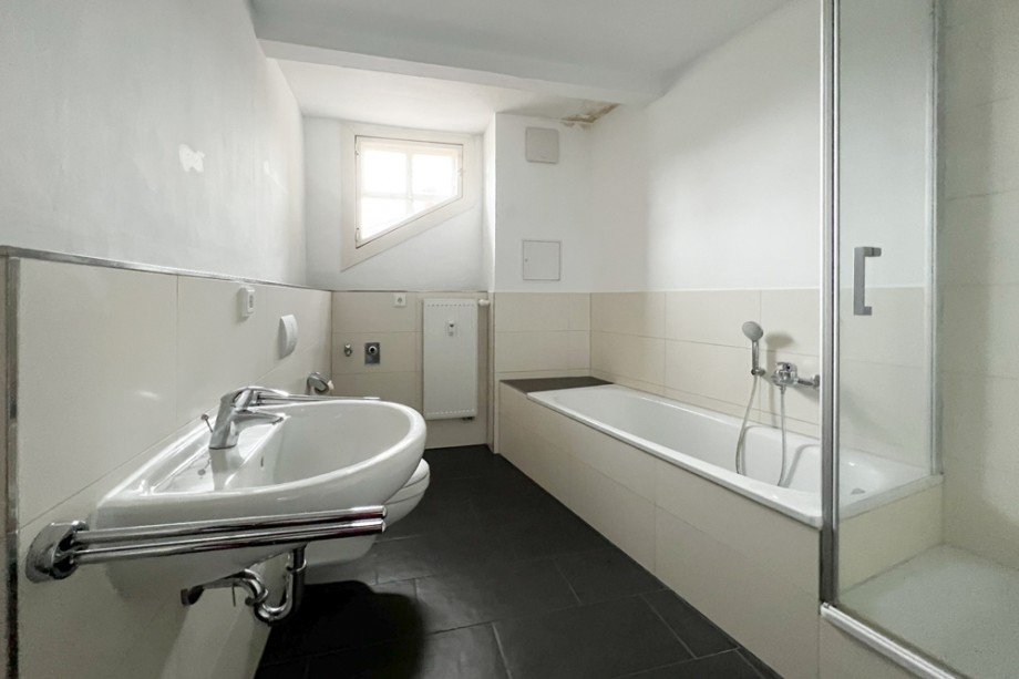 Tageslichtbad Etagenwohnung Arnstadt / Altstadt