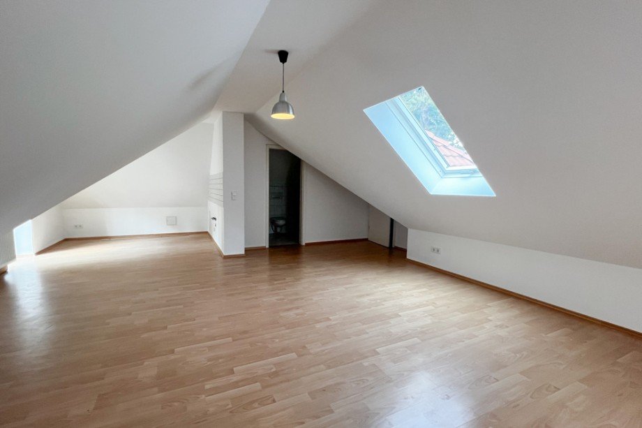 Blick zur K�che, Bad und Lagerraum Einfamilienhaus Arnstadt