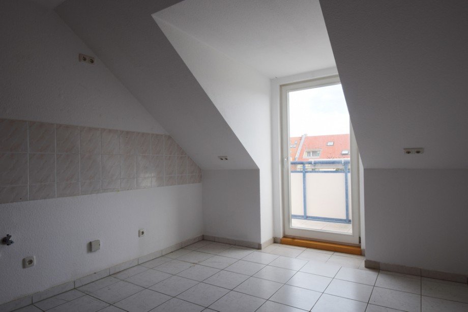K�che mit Balkon Dachgeschosswohnung Erfurt