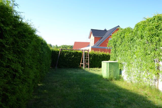 Gartenbereich hinter der Garage Einfamilienhaus Erfurt