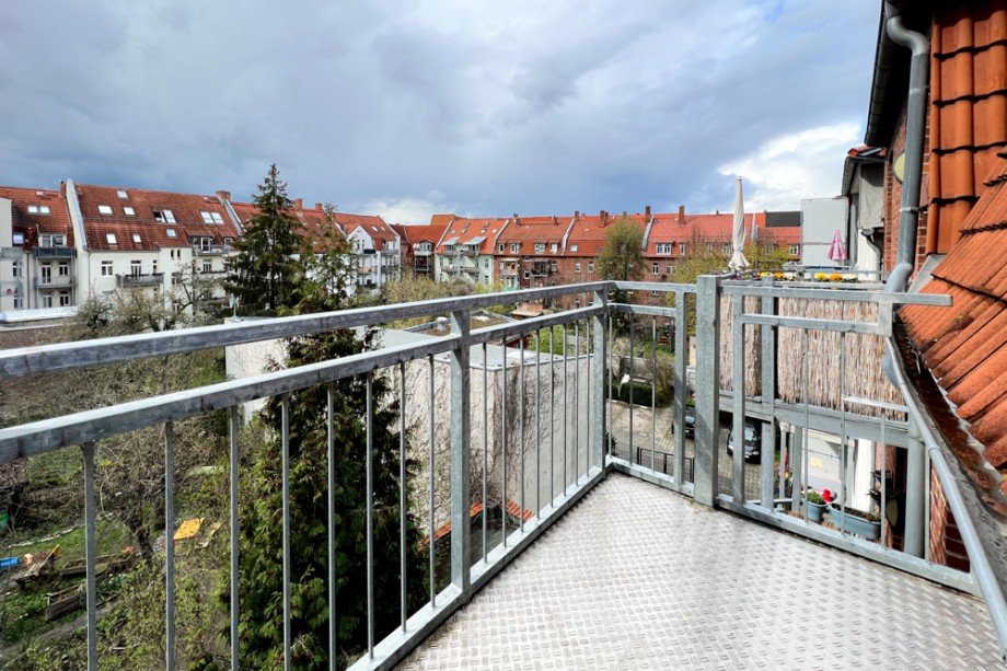 Balkon mit Blick ins Gr�ne Maisonettewohnung Erfurt