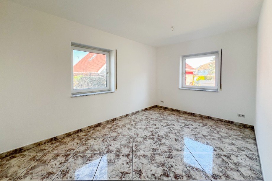 Kleines Zimmer im Erdgeschoss Einfamilienhaus Erfurt / Stotternheim