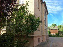 Eingang Winzerstra�e 12 Entz�ckende 2Raumetagenwohnung mit Wintergarten im 1. OG einer Jugendstilvilla