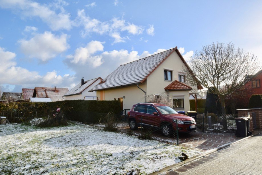 Einfamilienhaus auf h�bschem Eckgrundst�ck Einfamilienhaus Erfurt