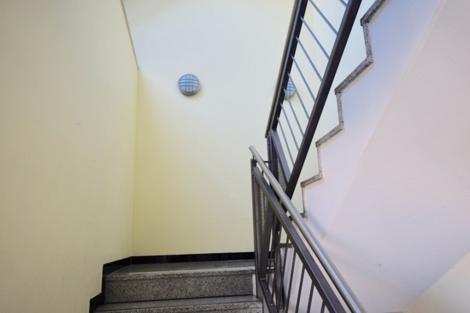 Treppenhaus Ammertalweg 9 Etagenwohnung Erfurt
