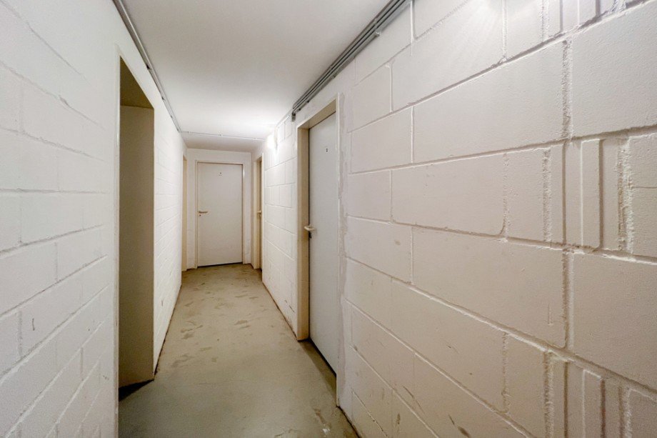 Kellergang Erdgeschosswohnung Weimar / Legefeld