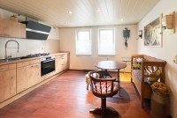 Bild (de1b2a335659e6d5abb951674fb9f2ef): Liebevoll modernisiertes Bauernhaus mit separatem Garten