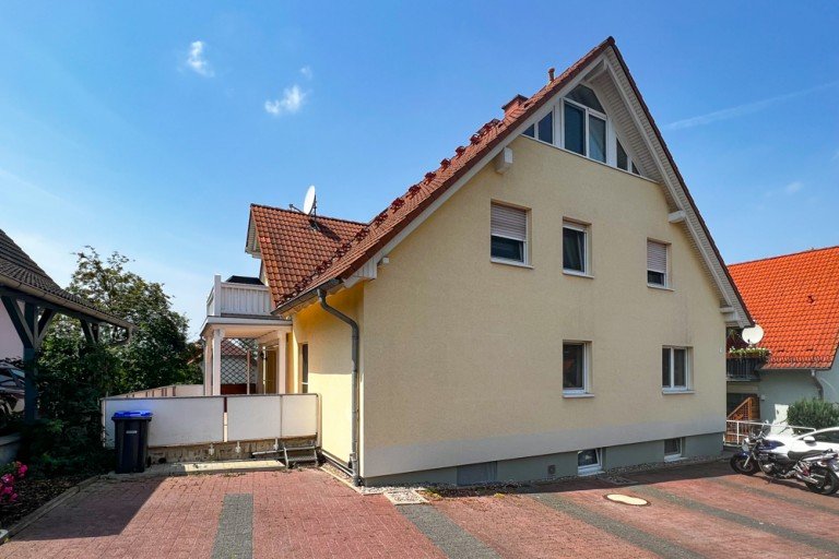 Erdgeschosswohnung mit Terrasse Nesse- Apfelst�dt / Kornhochheim Erdgeschosswohnung Gro�e Erdgeschosswohnung mit Terrasse in Kornhochheim