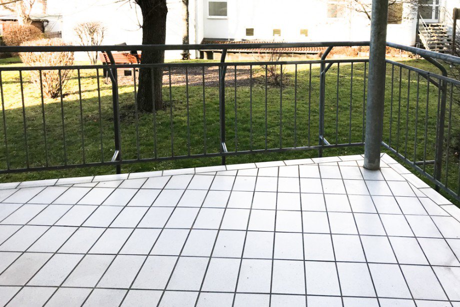 Gro�er Balkon Erdgeschosswohnung Erfurt / Dittelstedt