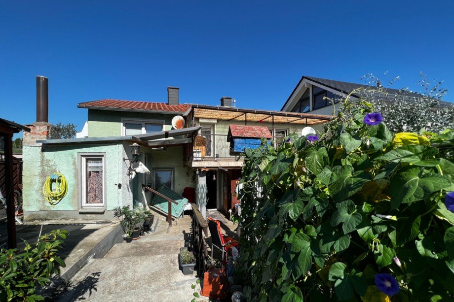Gartenansicht Hauseingang Einfamilienhaus Erfurt