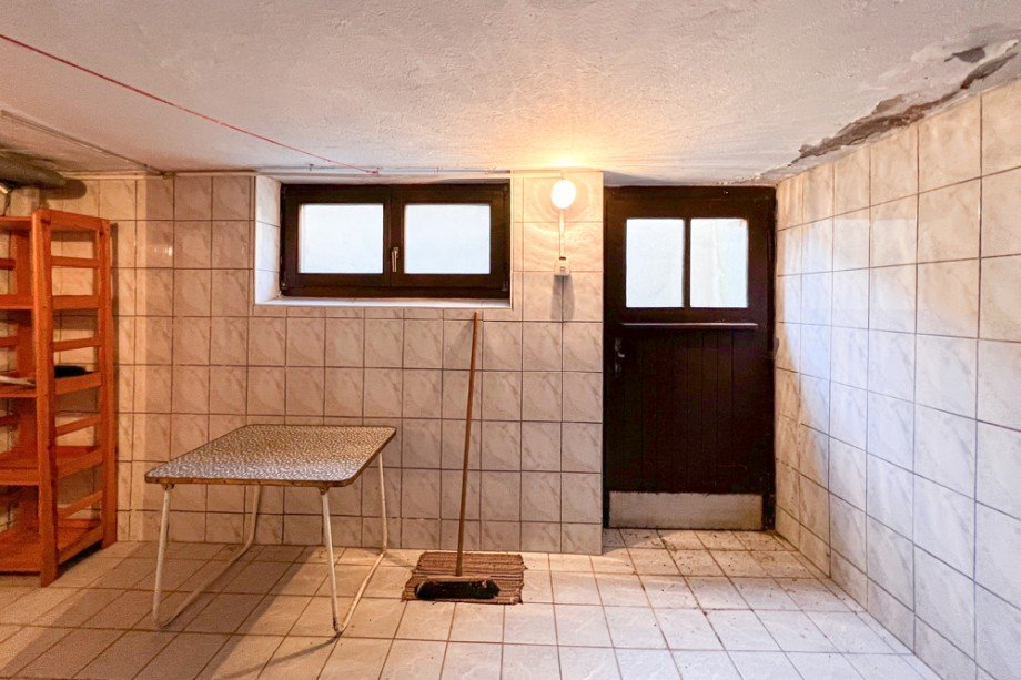Waschhaus im Keller Doppelhaush�lfte Am Ettersberg
