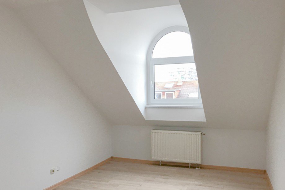 Helles Schlafzimmer Dachgeschosswohnung Erfurt
