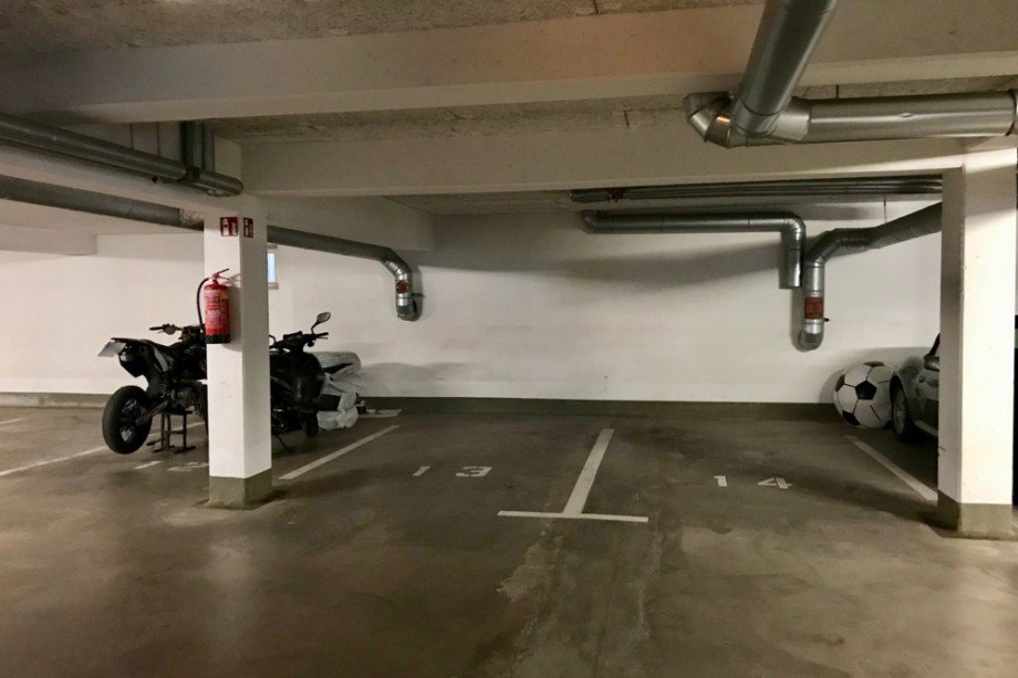 Tiefgaragenstellplatz in der Tiefgarage Erdgeschosswohnung Erfurt / Dittelstedt