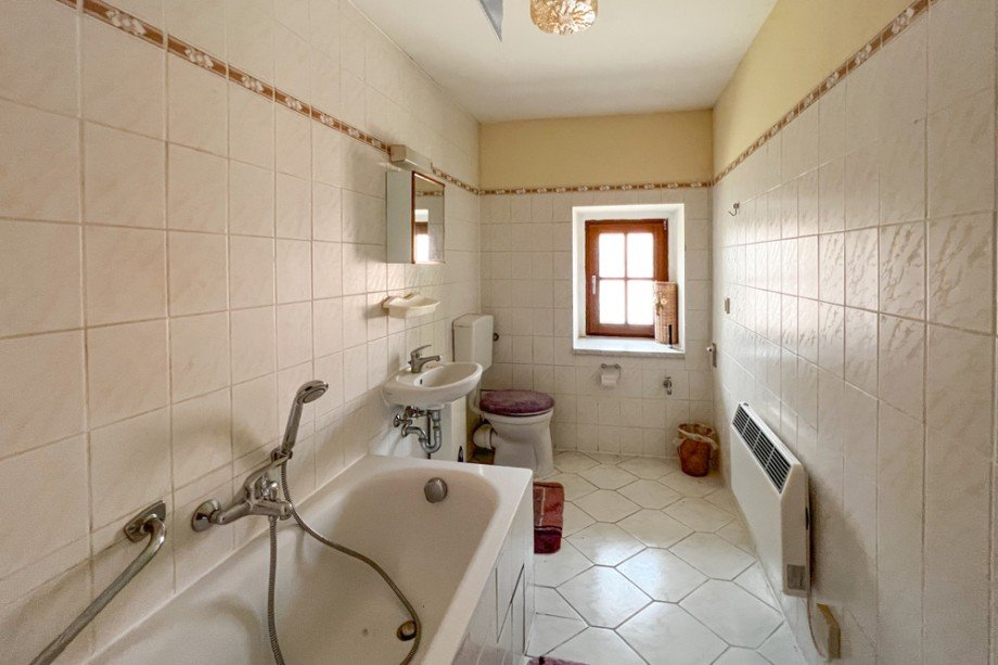 Badezimmer in Ferienwohnung Mehrfamilienhaus Bretleben
