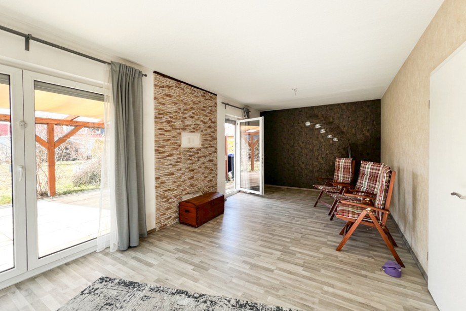 Wohnzimmer mit Blick ins Gr�ne Einfamilienhaus Ohrdruf