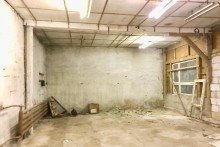 Halle in einem der Seitenflu Denkmalgesch�tzter Vierseitenhof im Herzen Gr�fentonnas