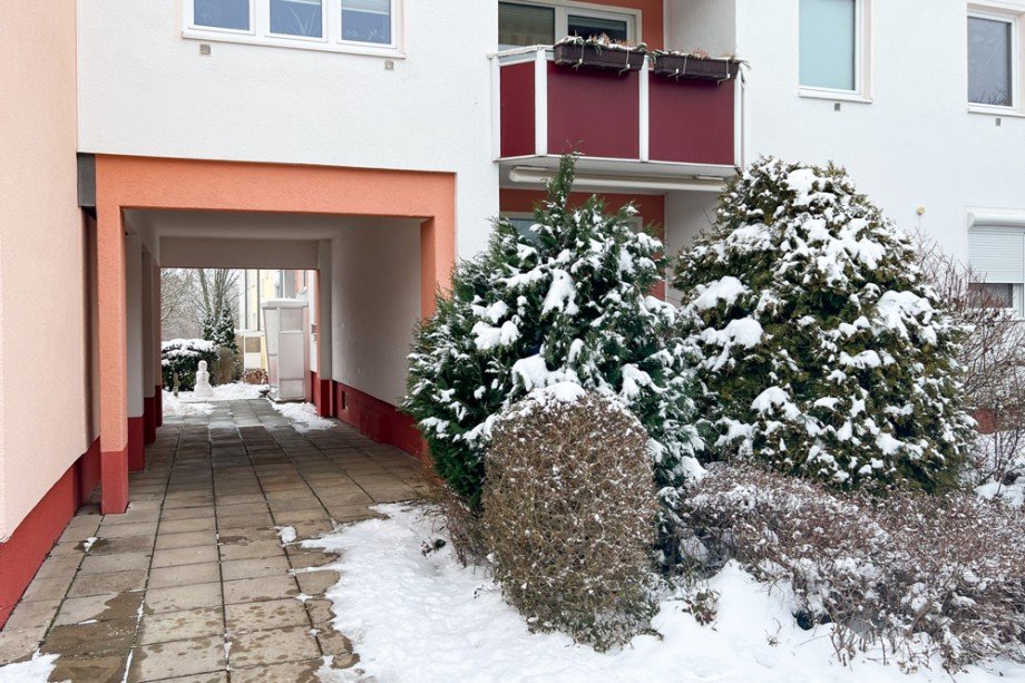 Durchgang zum Hauseingang Erdgeschosswohnung Erfurt / Melchendorf