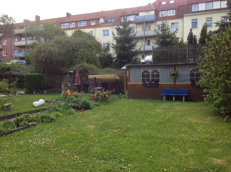 Garten im Nonnenrain Dachgeschosswohnung Erfurt