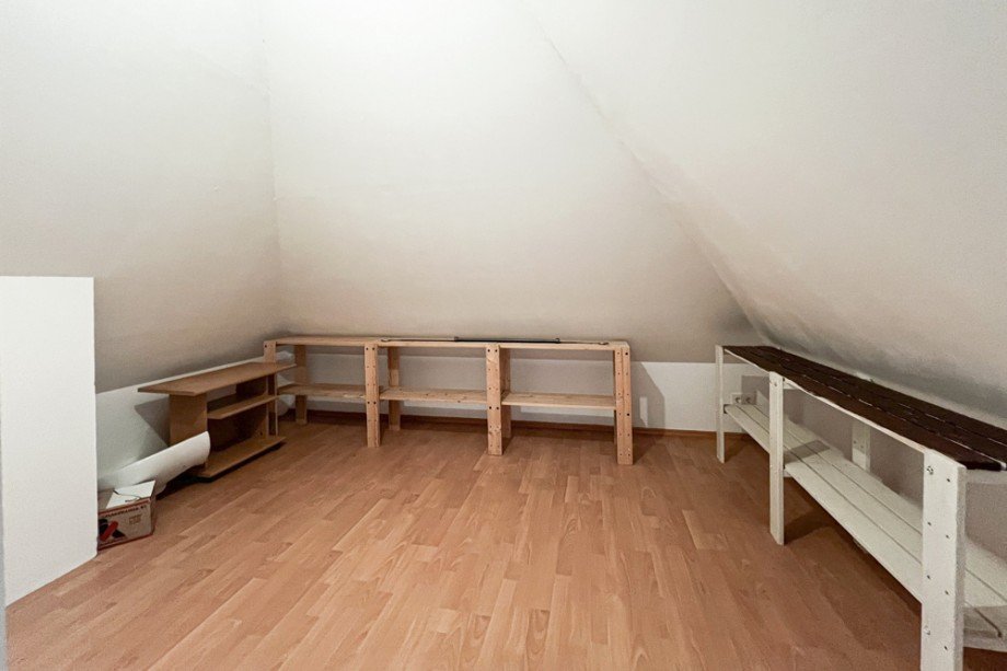Gro�er Wandschrank bzw. Lagerraum Einfamilienhaus Arnstadt