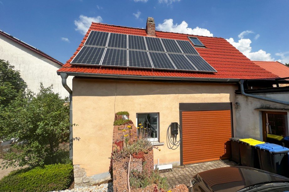Garage mit Ladestation Reihenendhaus Am Ettersberg/ Berlstedt