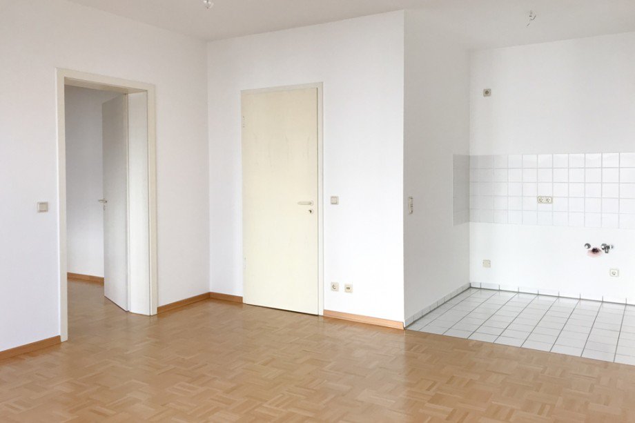 Wohnzimmer mit Zugang zum Schlafzimmer Erdgeschosswohnung Erfurt / Dittelstedt