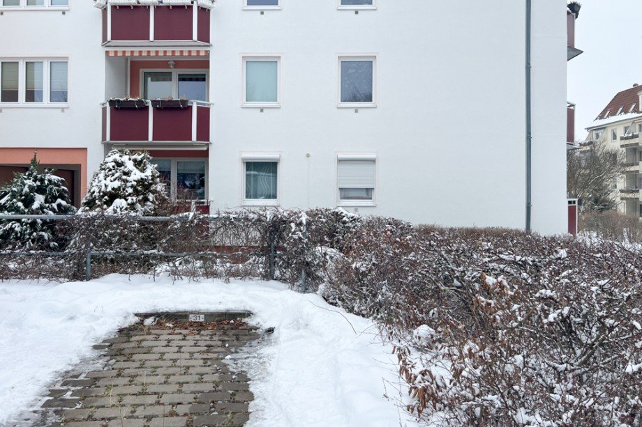 Eigener Stellplatz am Haus Erdgeschosswohnung Erfurt / Melchendorf