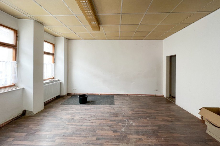 Gro�es Wohnzimmer im EG Haus Buttst�dt