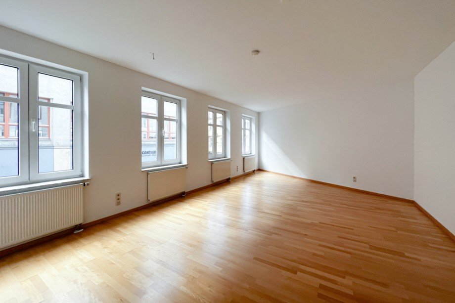 Gro�es Wohnzimmer Etagenwohnung Erfurt
