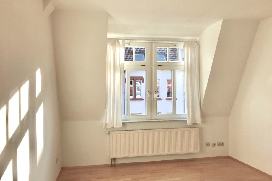 Gro�e Schlafzimmer in der unteren Etage Maisonettewohnung Erfurt