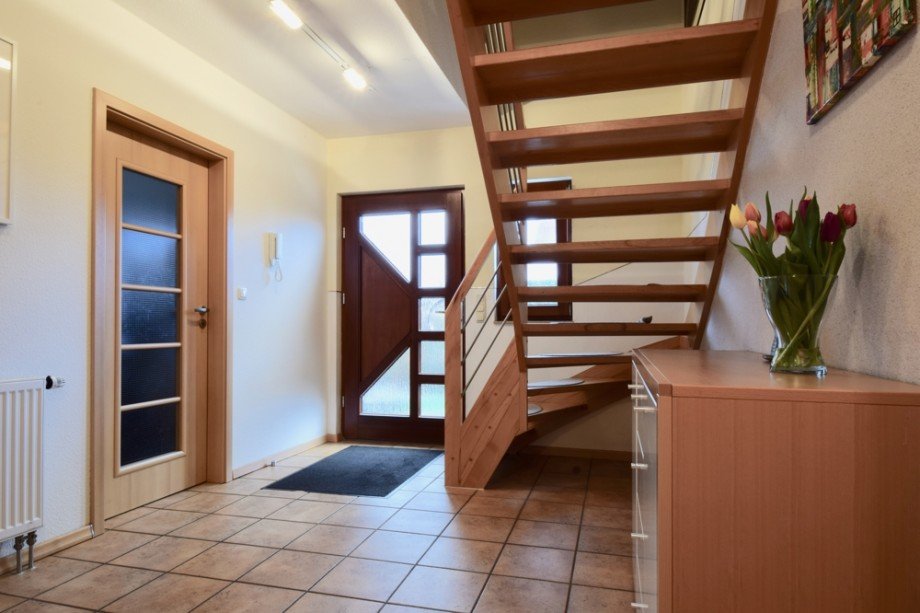 Hausflur mit Treppe Einfamilienhaus Erfurt