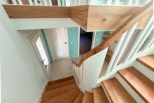 Blick von der Treppe Liebevoll saniertes Bauernhaus mit Hinterhaus & Garten in Erfurt/ Bindersleben