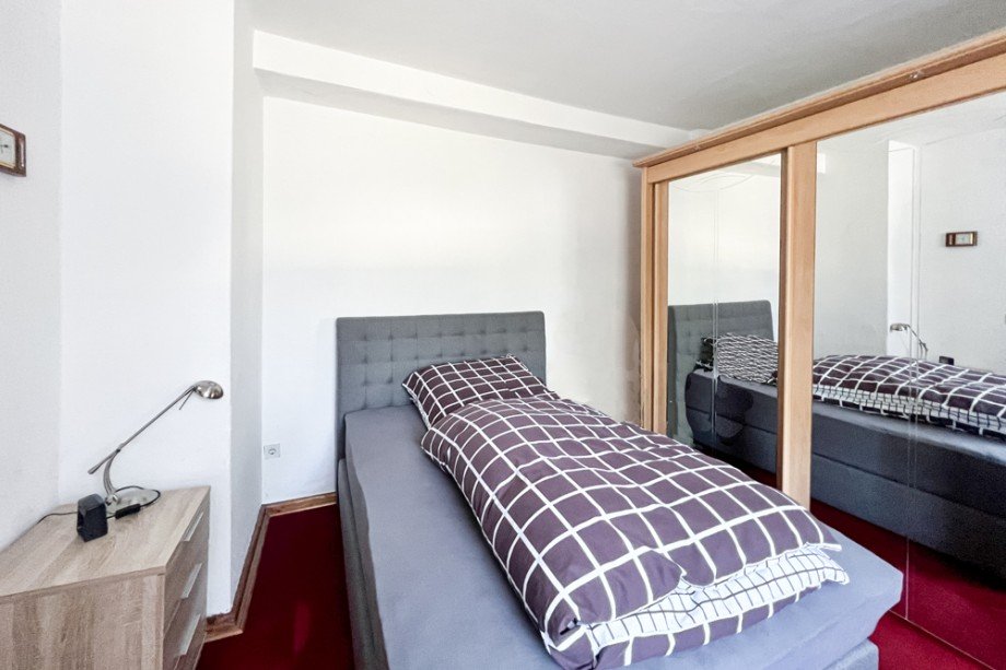 Kleine Zimmer hinter dem Wohnzimmer Haus Saalfeld/Saale / Remsch�tz